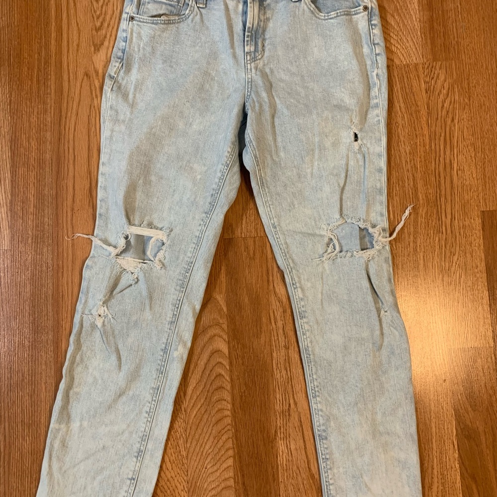 Old navy boyfriend jeans light wash
